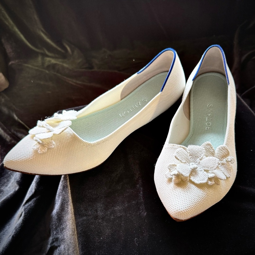 Rothy's Petal Point II White Floral Women's Flats
